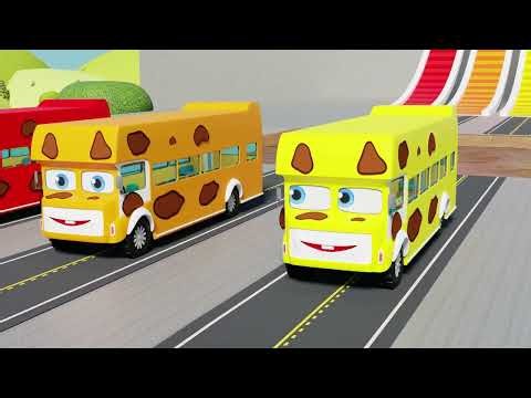 Wheels on the Bus 🚌 | School Bus Car Wash & Soap Bubbles | Pilli Go