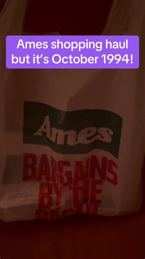 Round here it’s still the 90s #90s #90sthrowback #90snostalgia #vintage #shoppinghaul