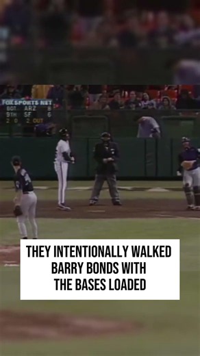 Barry Bonds Was Intentionally Walked With the Bases Loaded