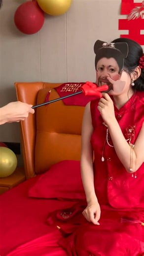 Groom Lifts His Bride in the Cutest Fun Moment 😂❤️ | Wedding Romance #weddinghashtag #groomsquad