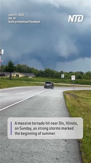 Video Shows Massive Tornado Sweeping Across Illinois