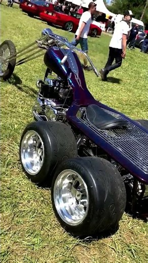 This Custom Chopper Has 5 Wheels 😳🏍️