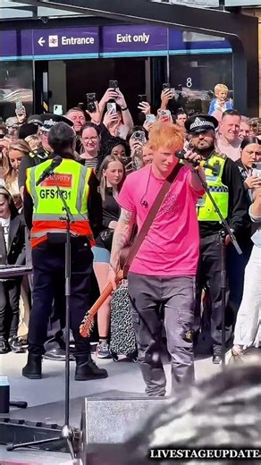 Ed Sheeran….Shocked London with this surprise”Shape of You” performance 😳🔥#concert #edsheeran