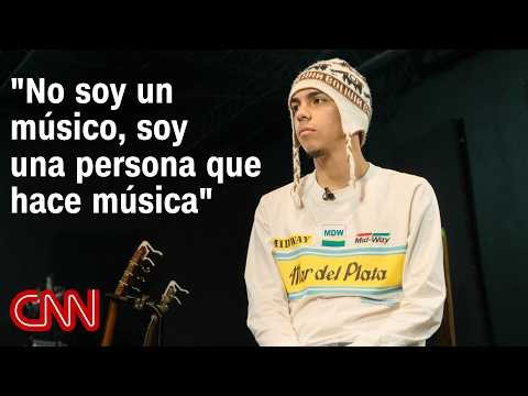 "No soy un músico, soy una persona que hace música", dice Milo J sobre su identidad artística