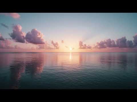 Silent Ocean at Twilight 🌅 | Ultra Calm Still View in 4K | Wallpaper TV - 10 Hours
