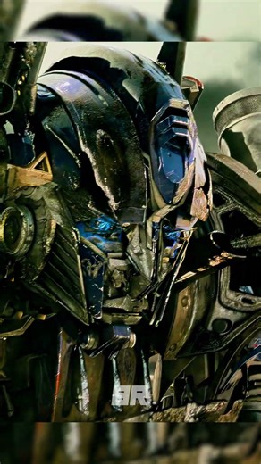 Jetfire sees Prime for the first time. A living Prime! #transformers #optimusprime #jetfire #4k