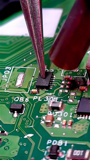 GIGABYTE Gaming A16 +5V Power Short Fix ⚡ | Power IC Replacement #gigabyte #repair #electronics
