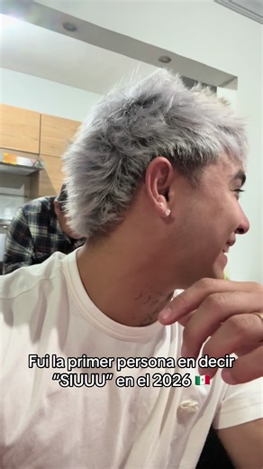 Fui el primero en decir SIU en el 2026 #felizañonuevo #2026 | eugenio derbez