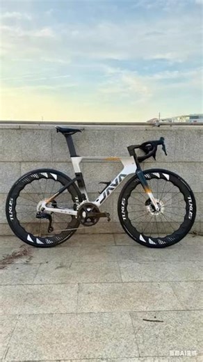 以后骑累了就变身起飞 #java公路车 #java终结者 @JAVA佳沃官方旗舰店 @JAVA佳沃创新维自行车专卖店