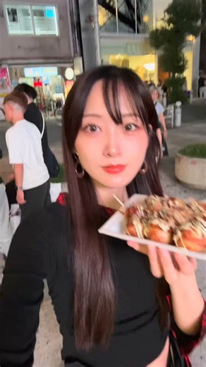 おはよー！！本日の奈良撮影会よろしくお願いします！昨日は前入りして大阪でたこ焼き食べた https://t.co/xhEeqlli9q