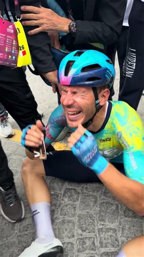 🩵 𝐄𝐥 𝐏𝐢𝐛𝐞 𝐝𝐞 𝐀𝐳𝐳𝐮𝐫𝐫𝐨 #GirodItalia