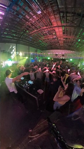 🫲 LEFT RIGHT 🫱 #dj #remix #crowdwork #dance #rave #music #party #edm #housemusic #fun #left #right