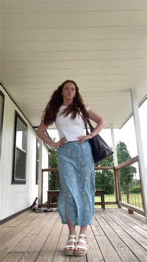 Happy Sunday OOTD for a Windy Day
