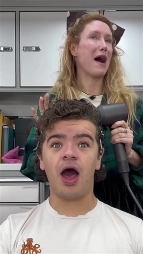 For Dustin’s graduation look, we trimmed and polished him up softly clipped back and blow-dried, keeping just enough softness around his face. A few pieces were left down so he still felt like himself, but more grown and confident. #behindthescenes #hairdesign #strangerthings5 #filmhair #dustinhenderson