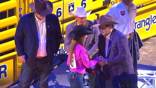 Hear from 2025 Barrel Racing World Champion Kassie Mowry as she reflects on going back-to-back, trusting her horses, and a dream week in Las Vegas. 🏆 | Official NFR Experience