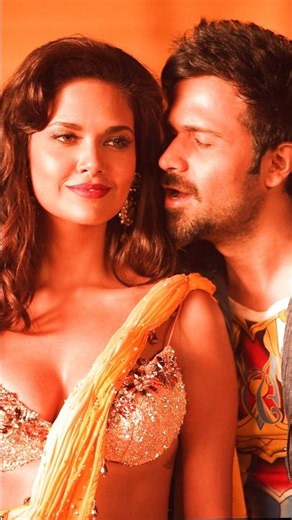 One glance, a thousand emotions. ❤️✨ Tera Deedar Hua 🎶
