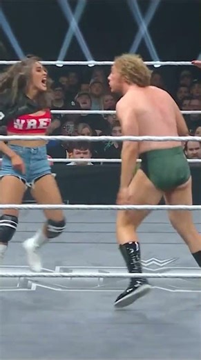 Wren Sinclair SUPLEXES Charlie Dempsey‼️