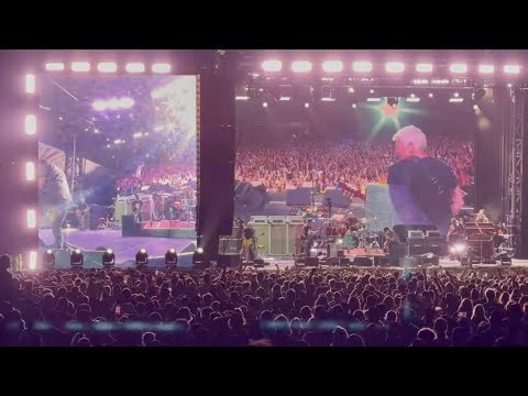 Eddie Vedder & Pearl Jam live Ohana Festival 2026! Night 1