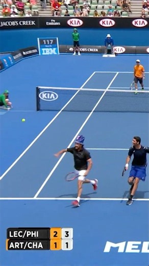 The players got tired MID POINT! 🤣