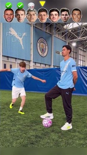 Footballers Epic Trickshots