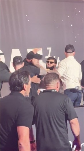 A brawl broke out between Dillon Danis and Arman Tsarukyan at the RAF14 presser 👀