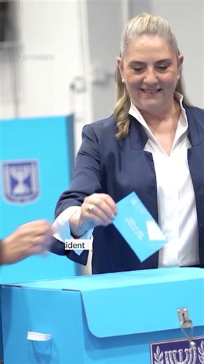 Netanyahu votes in Israeli election