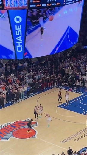 Madison Square Garden’s reaction to Landry Shamet’s 3 to tie the game ‼️#shorts
