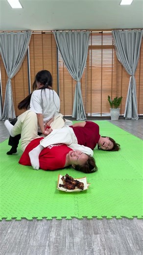 Chicken eating challenge Who can eat chicken 🍗🤣#funny #challenge #shorts