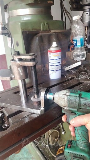 SMART Hack: Converting Impact Power with 90° Miter Gears