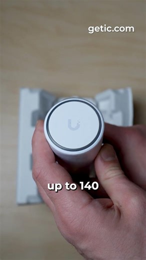 UniFi U6 Mesh Wi Fi 6 Access Point with 140 m² coverage