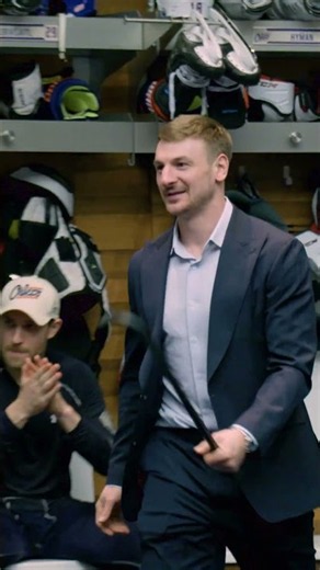 🪖🐦‍⬛🍫 Oilers hand out post-game awards following their victory over Calgary