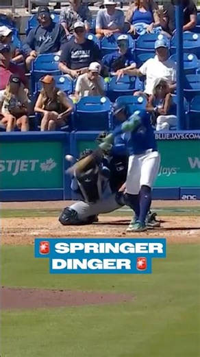 George Springer hits our FOURTH home run of the day ‼️ #Toronto #BlueJays #SpringerDinger