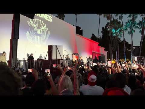 Billie Joe, Tim, Travis & CJ Ramone, and Billy Idol |“Blitzkrieg Bop” Live in Hollywood