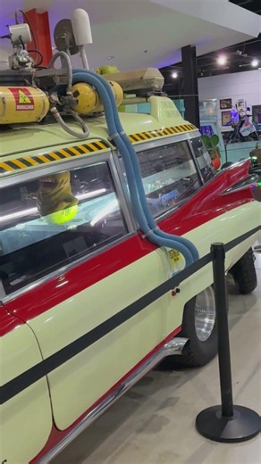 You won't believe how good this Ecto-1 from Ghostbusters looks!
