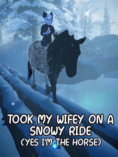 Fun little winter ride with my fiancée @InzomniacZz ♡ ⋆ #vrc #vrchat #winterhorse #vrcouple #vrchatchristmas