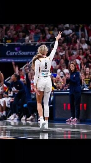 🚨 SOPHIE CUNNINGHAM ERUPTS! 😱 CAITLIN CLARK’S GAME 3 OFFICIATING CONTROVERSY SPARKS WNBA FIRESTORM!