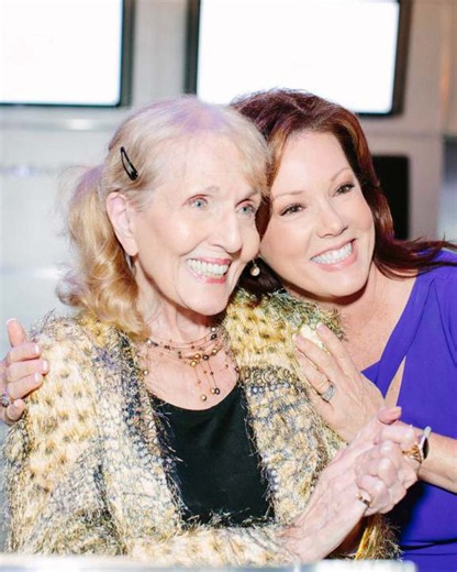 Founding Cowboys cheerleader director Dee Brock dies