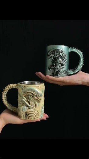 Alien Enthusiast's Ultimate Cup Showdown: Who Wins? Cup CupEnthusiast AlienVsPredator