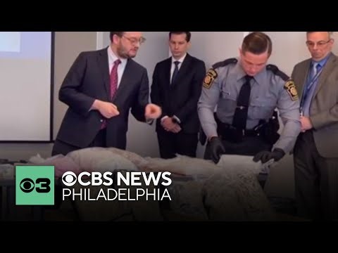 2 men charged for drug distribution, making guns in Philadelphia