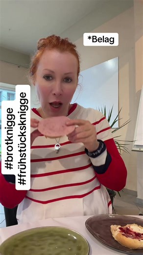 Essential Breakfast Etiquette Tips for Dining