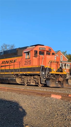 BNSF locomotives pulling an empty centerbeam train in #stevenson #washington