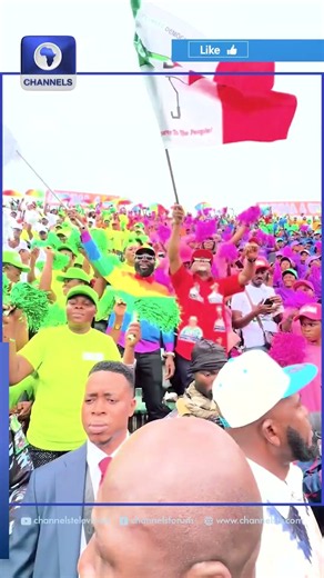 Governor Fubara Presents PDP Flag To Kelechi Nwogu