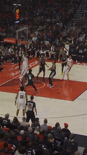 ROB WILLIAMS III SOARS & SLAMS IN PLAYOFFS! #slamdunk #slam #dunk #nba #basketball #sports