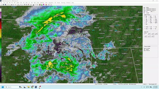 Here's a quick radar update for the ongoing winter storm. | US National Weather Service Memphis Tennessee