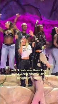 Karol G Cantando Bby woo en el Raymond James, Tampa MIAMI #karolg #bichota #concert