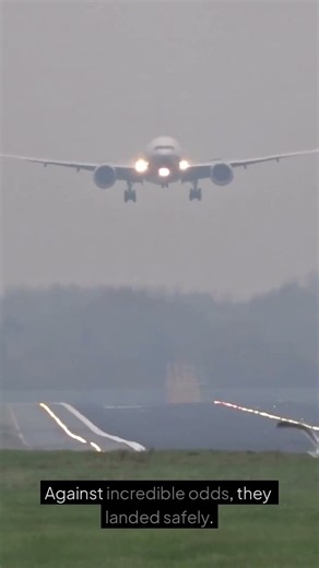 The Boeing 737 That Lost Its Roof at 24,000 Feet | Aloha