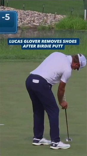 Lucas Glover took his shoes off prior to approaching the hole in protest of AimPoint 👀