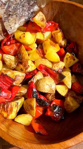 Roasted Pepper Potato Salad