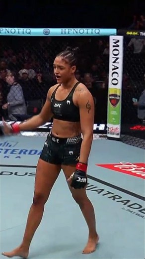 What a nasty cut 😬 #ufcvegas122