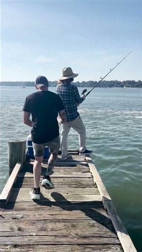 These Fishermen Got a Taste of Their Own Medicine 💦🐟